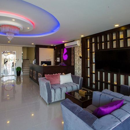Ghrass Aparthotels 3 Al Quway'iyah Esterno foto